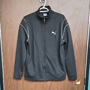 Puma Size M Black and White Lightweight Active Jacket